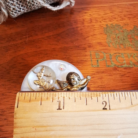 Unique Vintage Round Brooch Cherub Thai Dancer Aurora Borealis - Picture 12 of 12